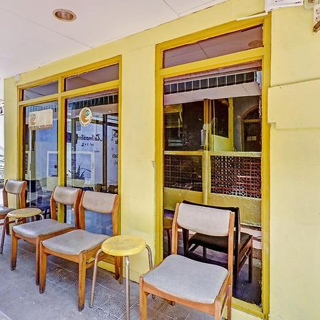 Hotel Kalimantan Surabaya Exterior foto