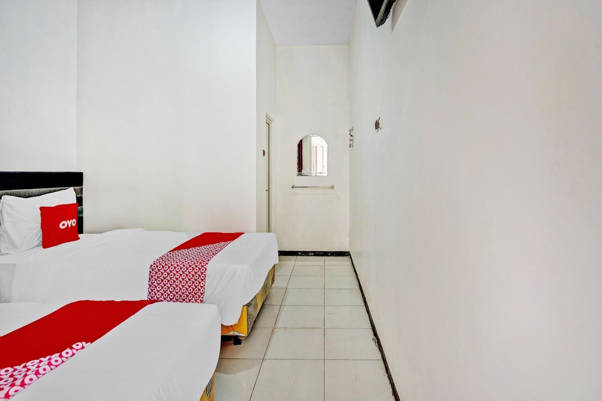 Hotel Kalimantan Surabaya Exterior foto